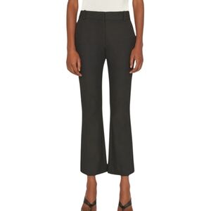 Frame Le Crop Mini Boot Trouser in Noir